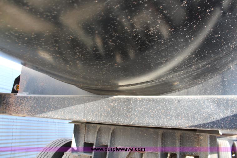 image for item K8769 2002 Travis barrel bed end dump trailer