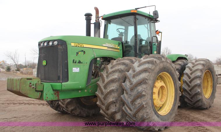image for item K8931 2002 John Deere 9520 4WD tractor