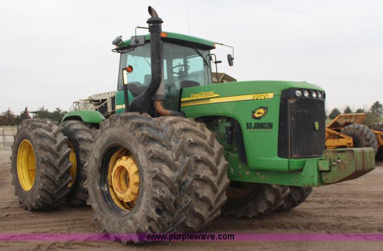 image for item K8931 2002 John Deere 9520 4WD tractor