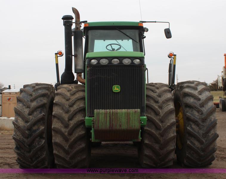 image for item K8931 2002 John Deere 9520 4WD tractor
