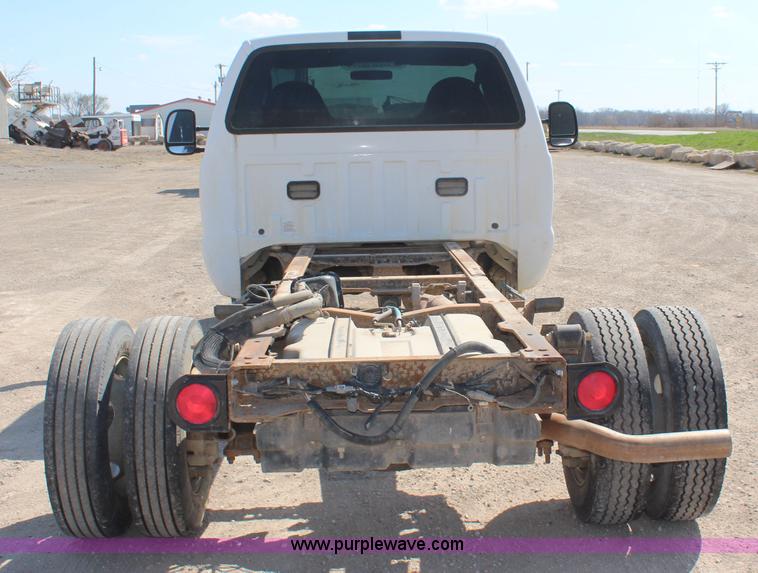 image for item K8962 2005 Ford F550 truck cab and chassis