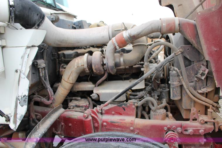 image for item L6704 1999 Mack RD69S mixer truck