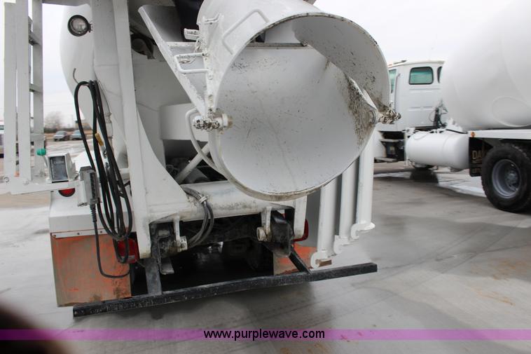 image for item L6704 1999 Mack RD69S mixer truck