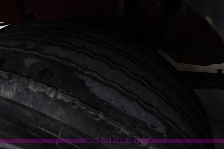 image for item L6704 1999 Mack RD69S mixer truck