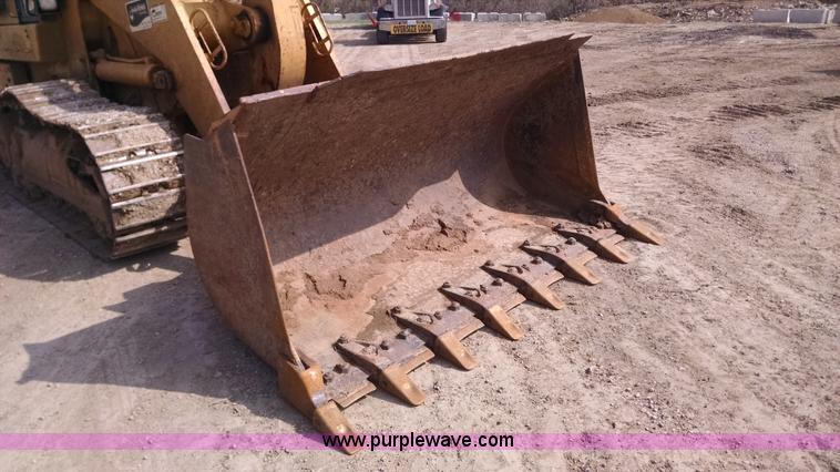 image for item Z9257 2003 Caterpillar 963C track loader