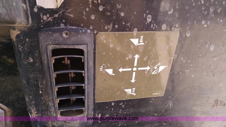 image for item Z9257 2003 Caterpillar 963C track loader