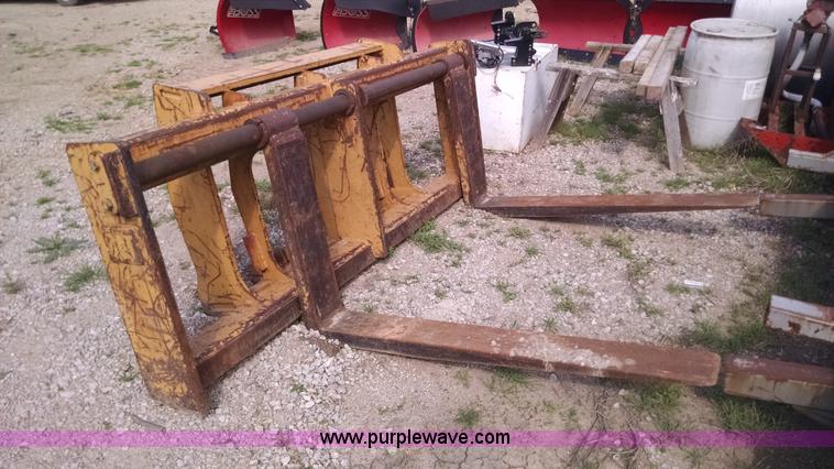 image for item Z9257 2003 Caterpillar 963C track loader