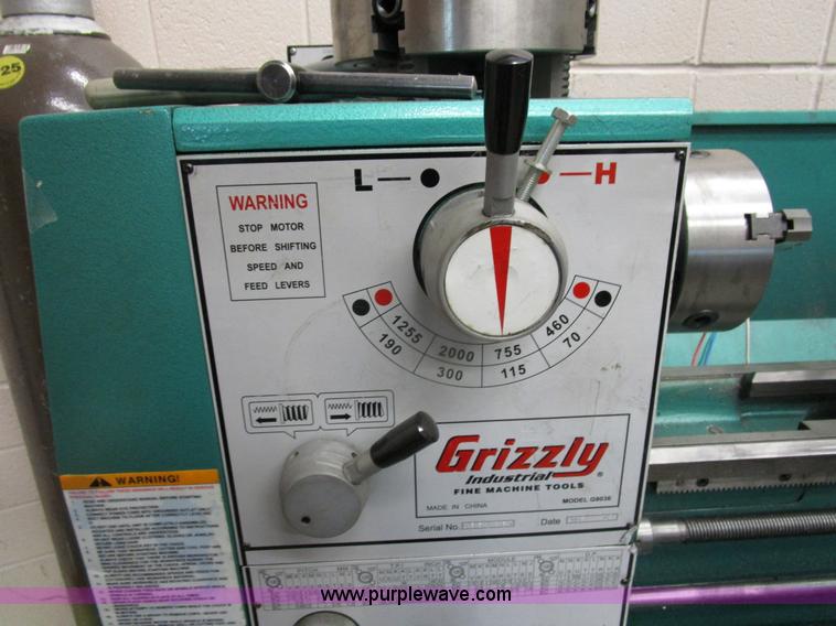 image for item BA9340 Grizzly G9036 floor lathe