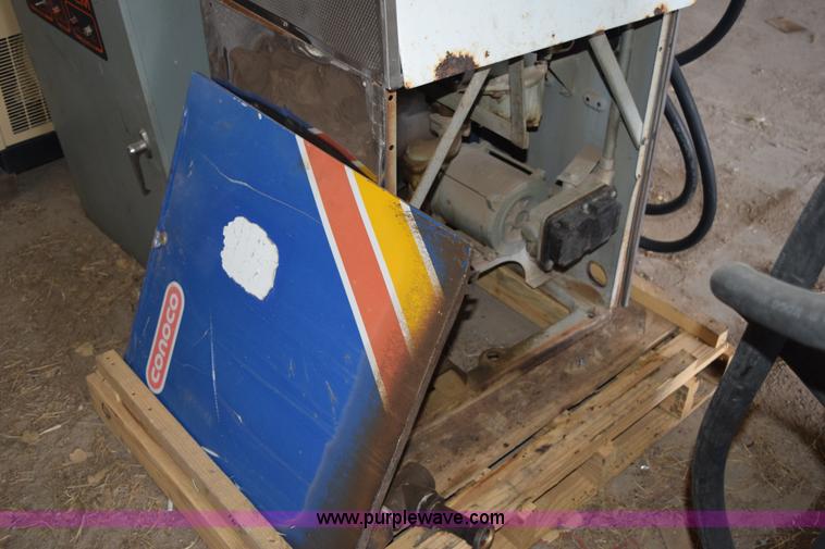 image for item BA9793 (3) assorted fuel pumps