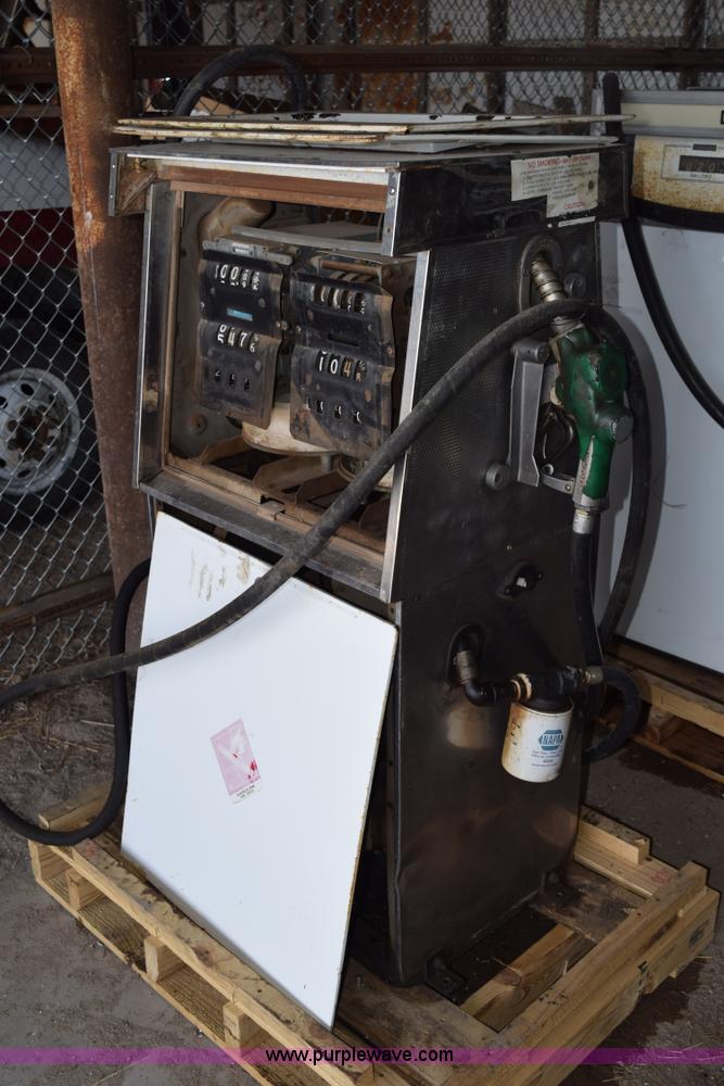 image for item BA9793 (3) assorted fuel pumps