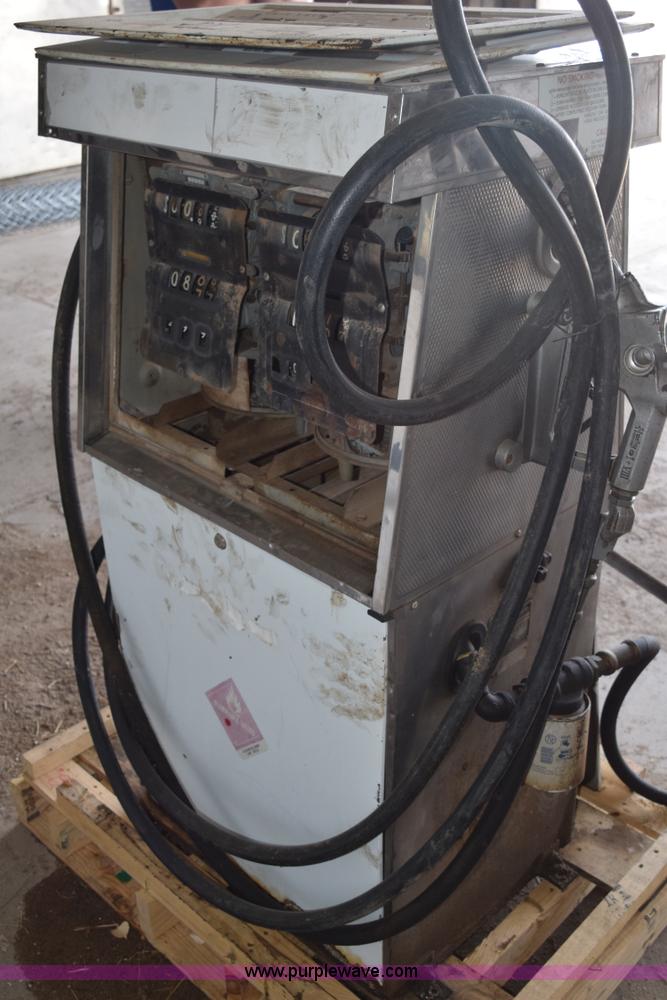 image for item BA9793 (3) assorted fuel pumps