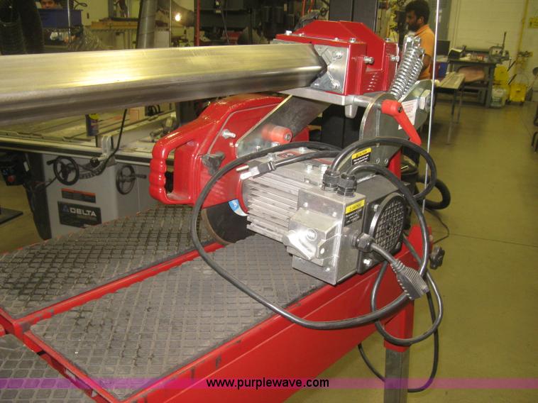 image for item BE9569 Professional tile and stone saw