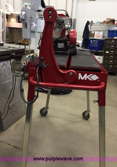 image for item BE9569 Professional tile and stone saw