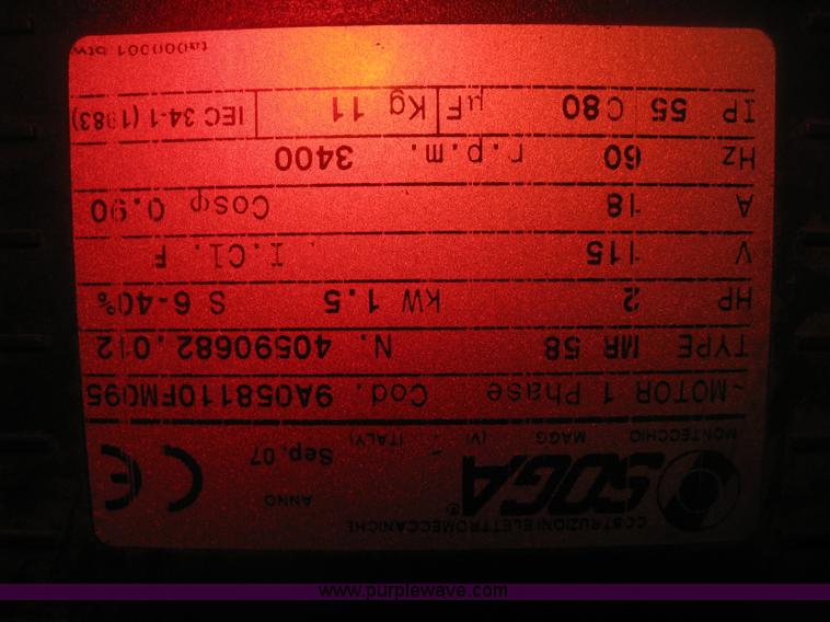 image for item BE9569 Professional tile and stone saw