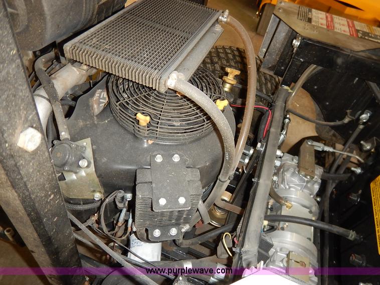 image for item BJ9659 Dixie Chopper Classic 2769 ZTR lawn mower