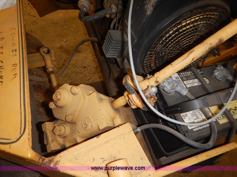 image for item BJ9732 Vibratory double drum roller