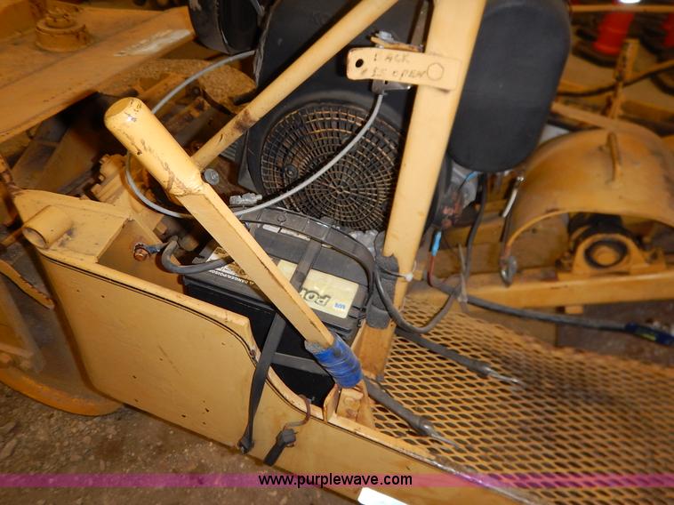 image for item BJ9732 Vibratory double drum roller