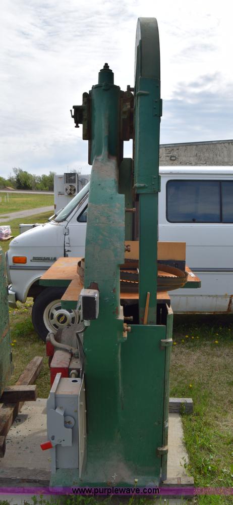 image for item BM9221 Oliver 38" band saw