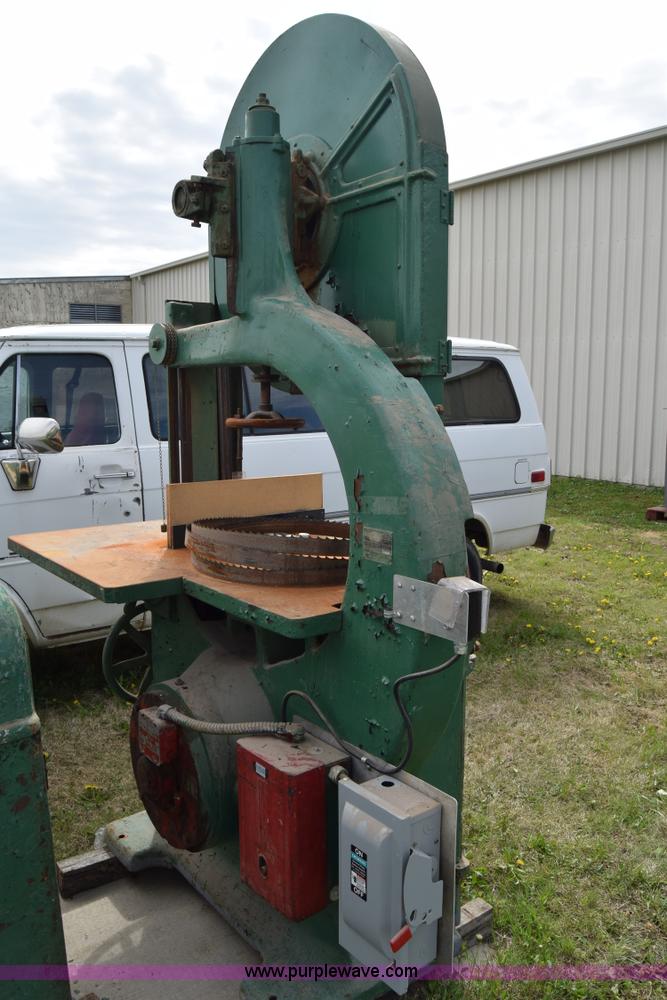 image for item BM9221 Oliver 38" band saw