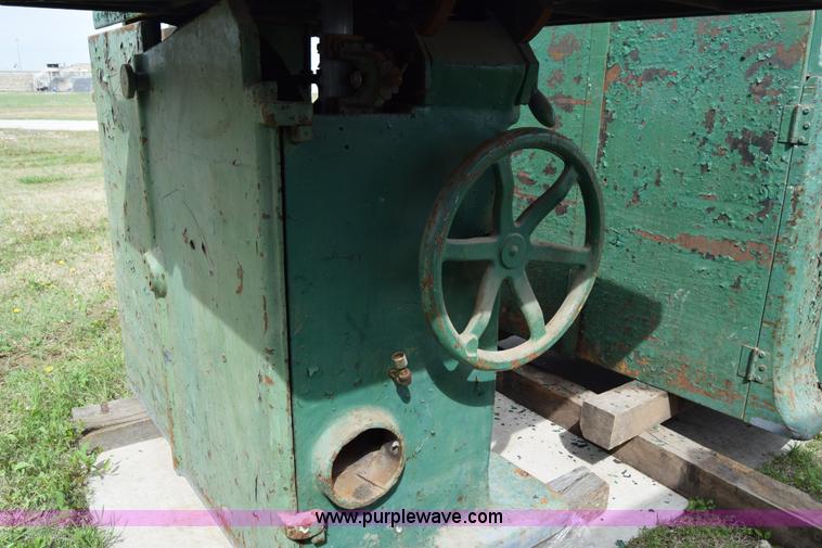 image for item BM9221 Oliver 38" band saw