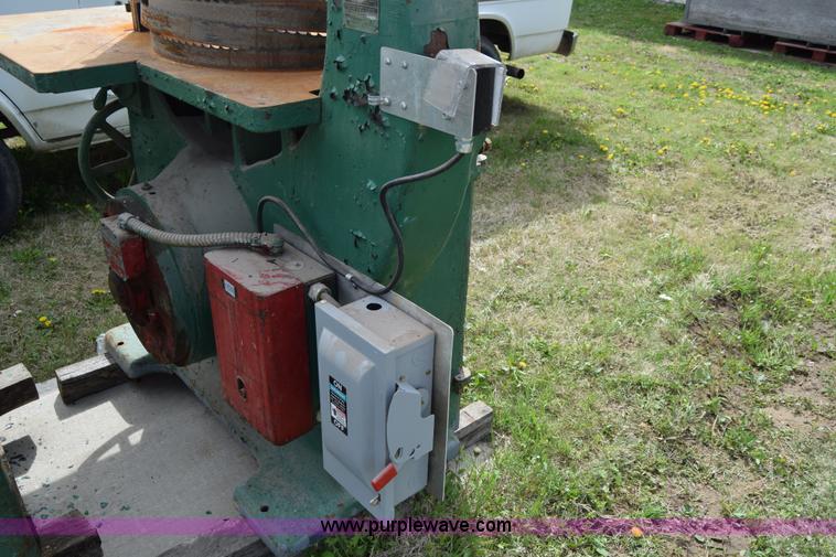 image for item BM9221 Oliver 38" band saw