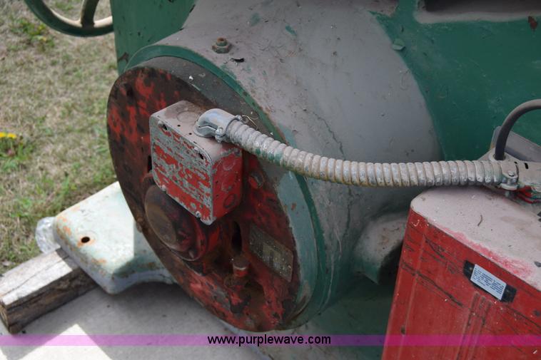 image for item BM9221 Oliver 38" band saw