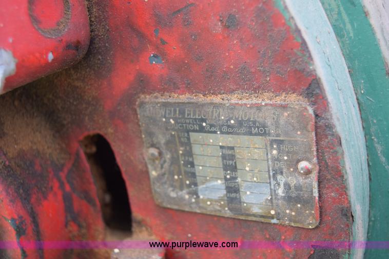 image for item BM9221 Oliver 38" band saw