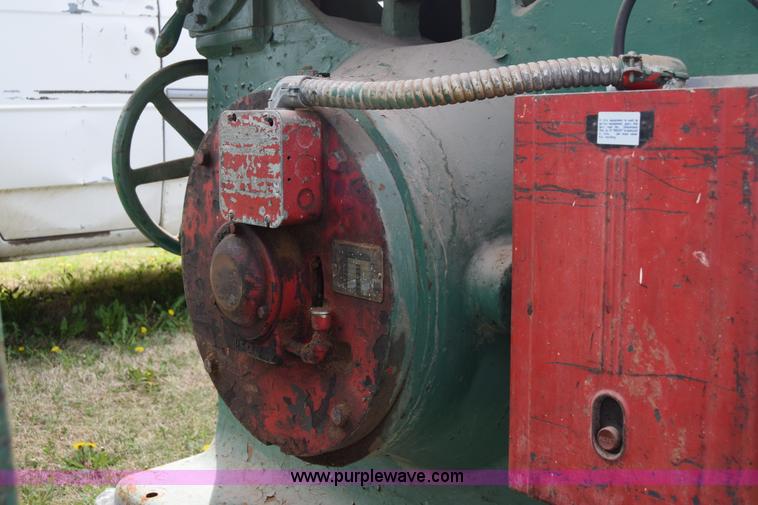 image for item BM9221 Oliver 38" band saw