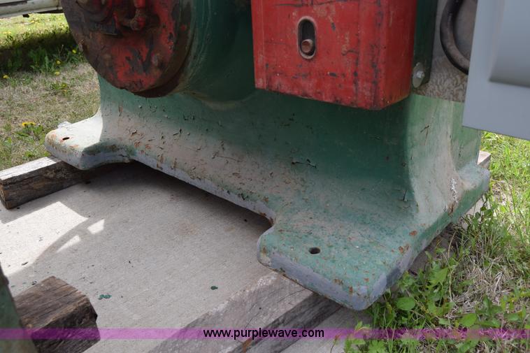 image for item BM9221 Oliver 38" band saw