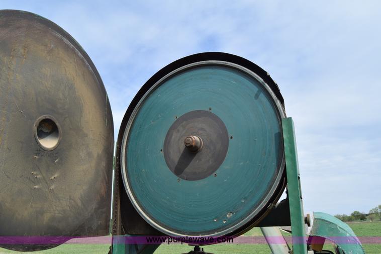 image for item BM9221 Oliver 38" band saw