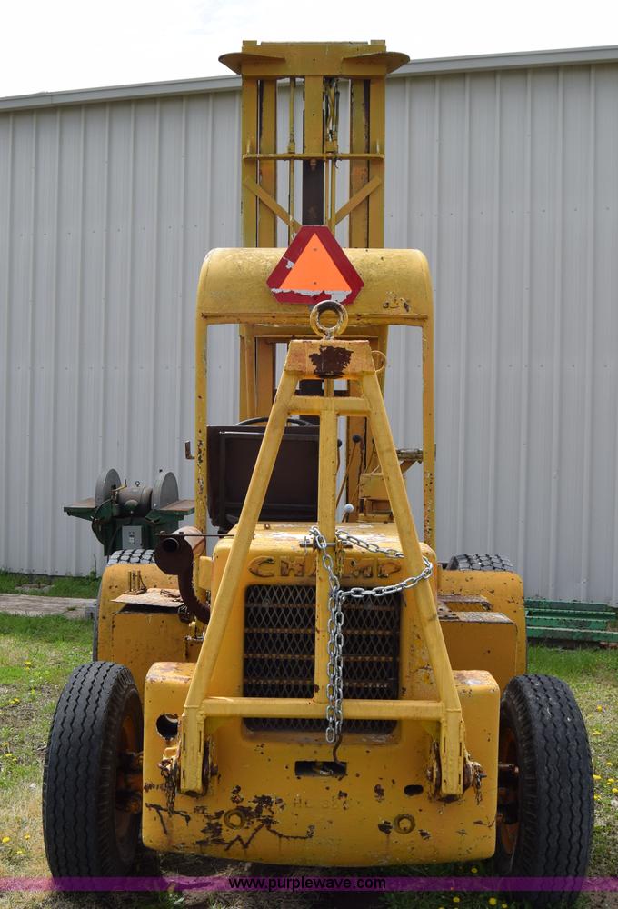 image for item E6142 Champ forklift