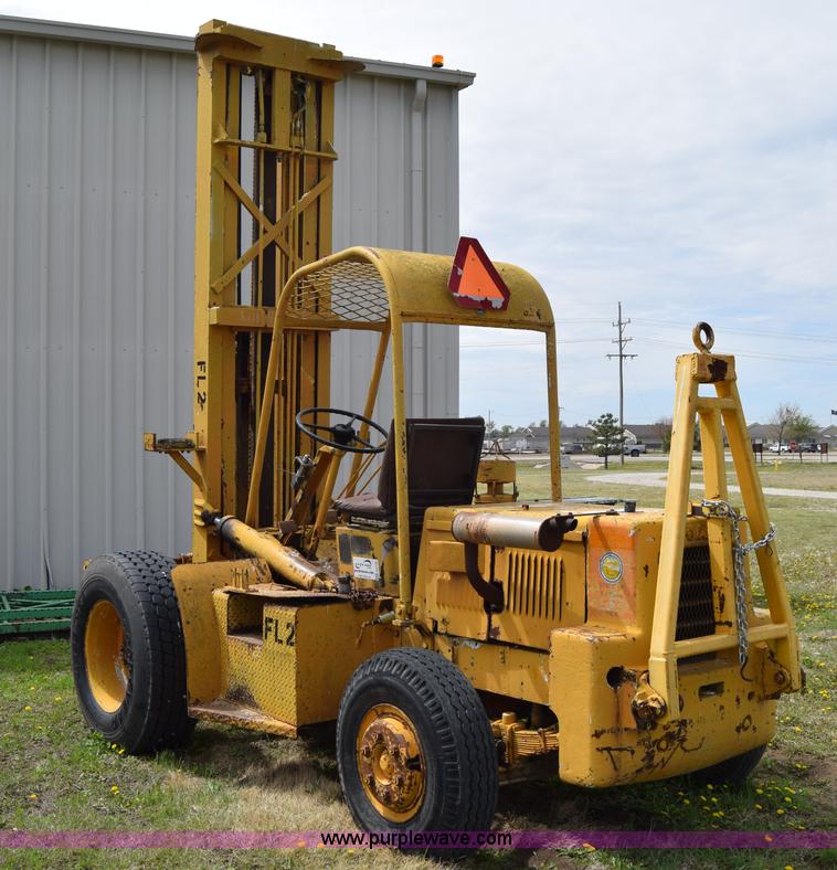 image for item E6142 Champ forklift