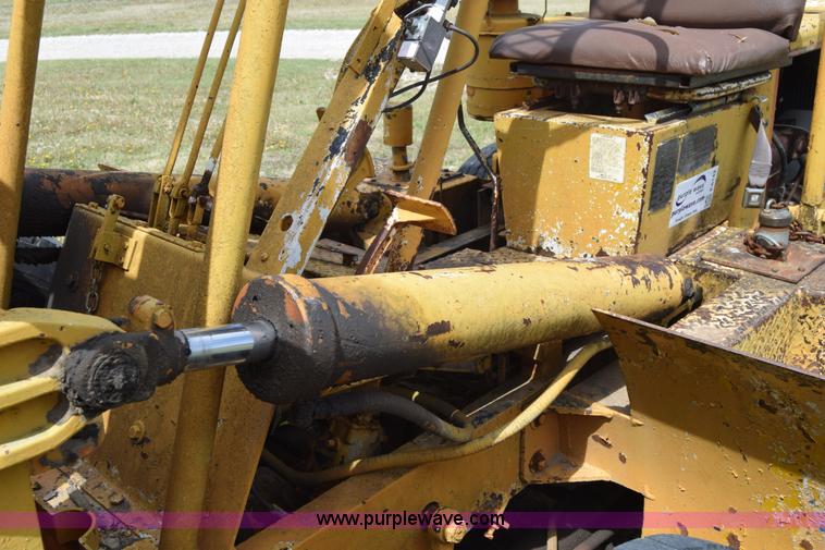 image for item E6142 Champ forklift