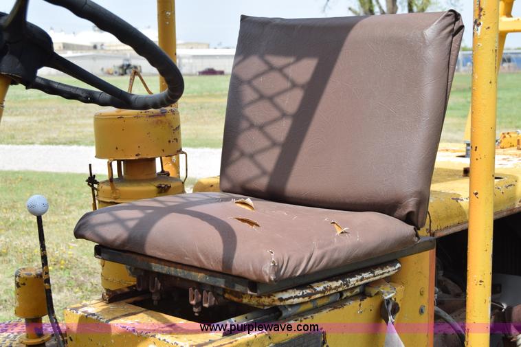 image for item E6142 Champ forklift