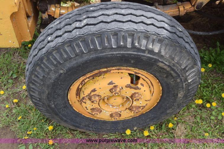 image for item E6142 Champ forklift