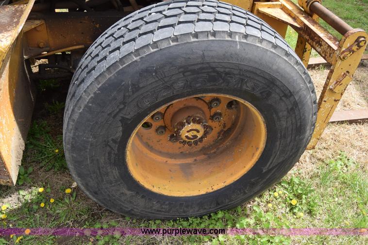 image for item E6142 Champ forklift