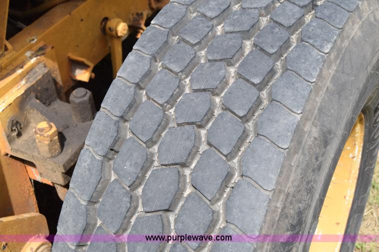 image for item E6142 Champ forklift