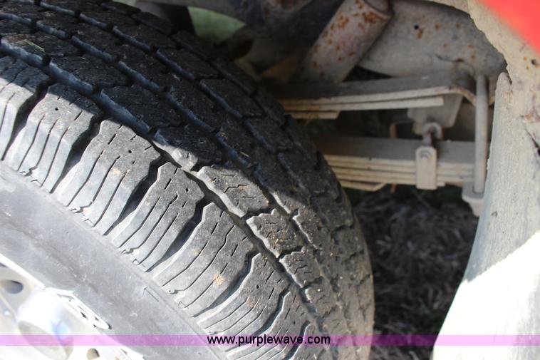 image for item F7627 1986 Chevrolet Silverado 10 Suburban SUV