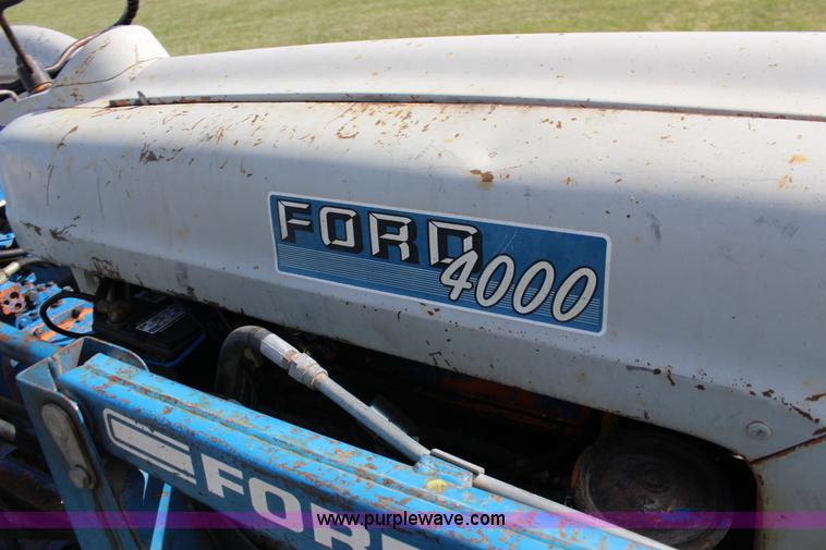 image for item F7631 Ford 4000 tractor