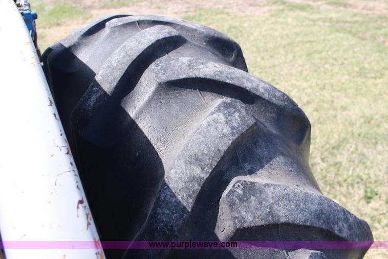 image for item F7631 Ford 4000 tractor