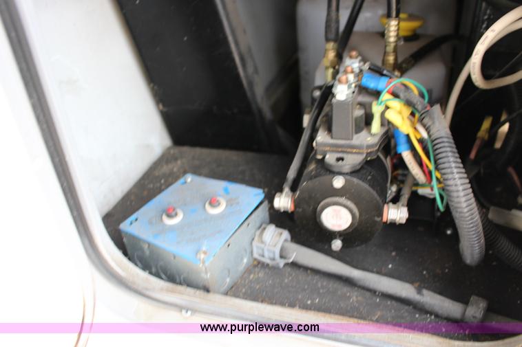 image for item F7633 2005 All American Sport fifth wheel toy hauler camper