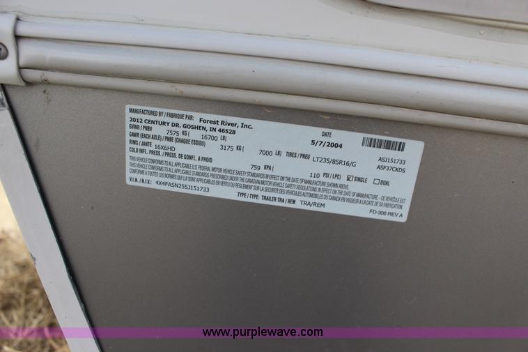 image for item F7633 2005 All American Sport fifth wheel toy hauler camper