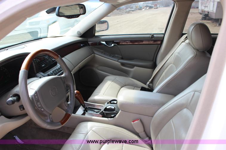 image for item F7634 2004 Cadillac DeVille DTS