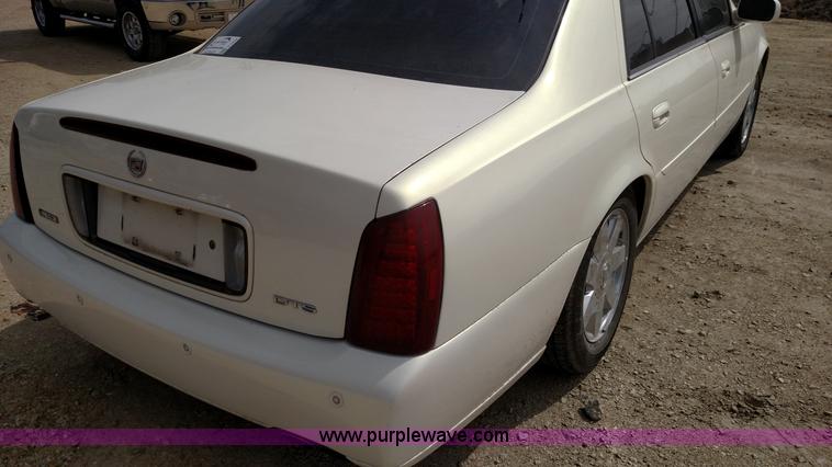image for item F7634 2004 Cadillac DeVille DTS