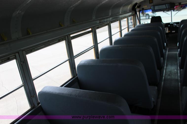 image for item F7676 1995 Ford school bus