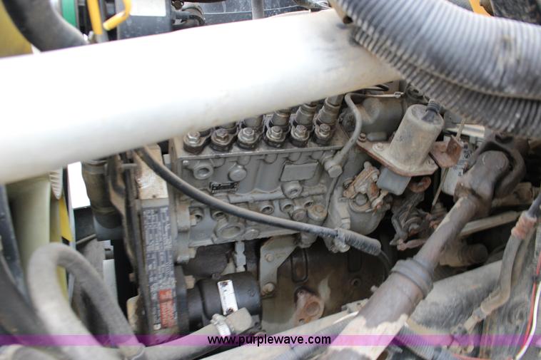 image for item F7676 1995 Ford school bus