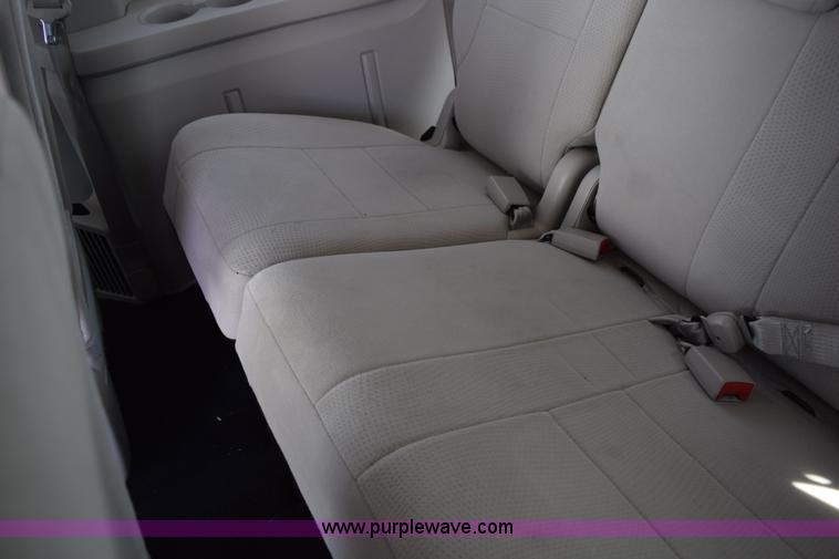 image for item H5191 2012 Dodge Grand Caravan Express van