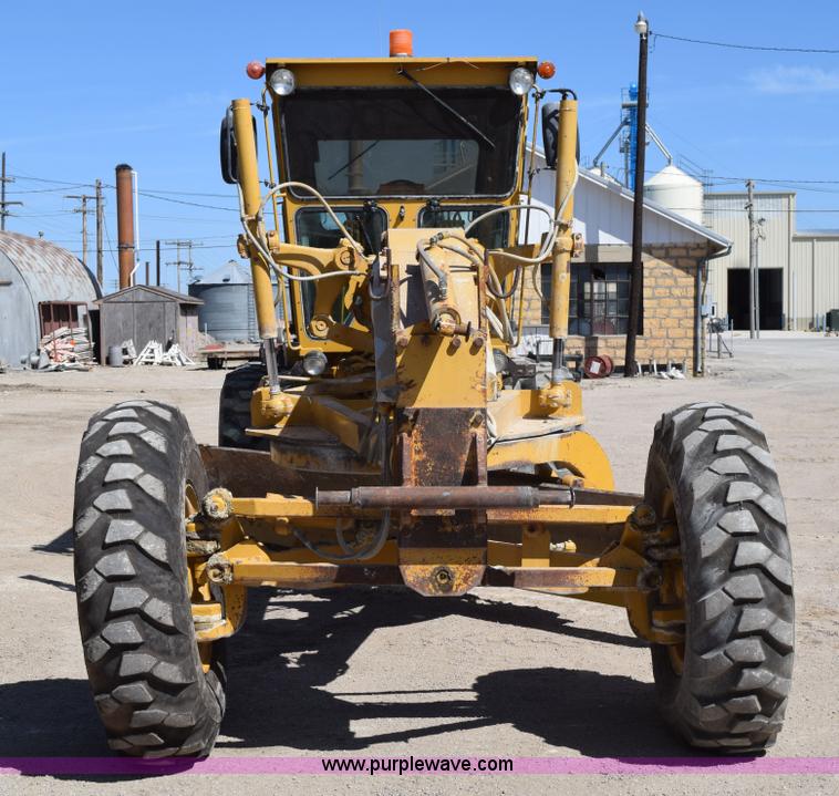 image for item H5196 1991 Caterpillar 140G motor grader