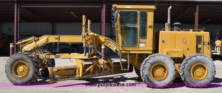 image for item H5196 1991 Caterpillar 140G motor grader