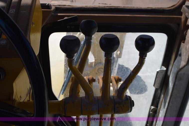 image for item H5196 1991 Caterpillar 140G motor grader